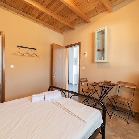 Отель Maison Agistro Ангистрон Экстерьер фото