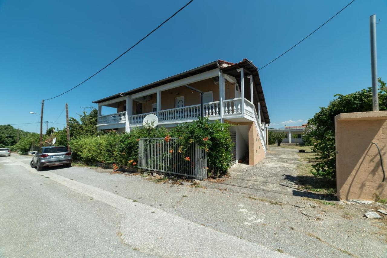 Отель Maison Agistro Ангистрон Экстерьер фото